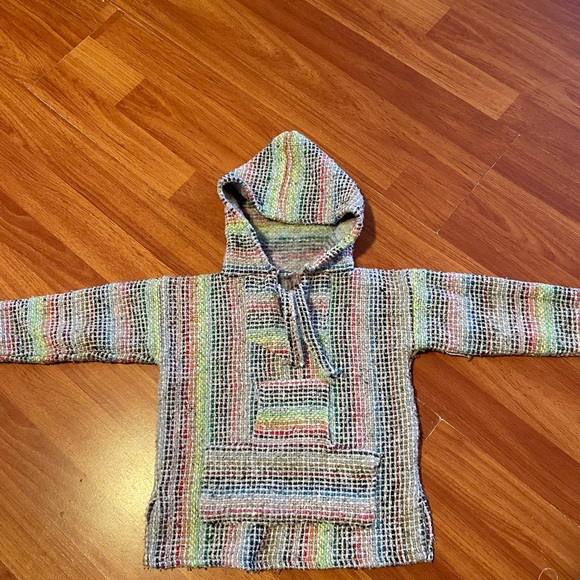 Sweaters y huaraches artesanales - Picture 2 of 6